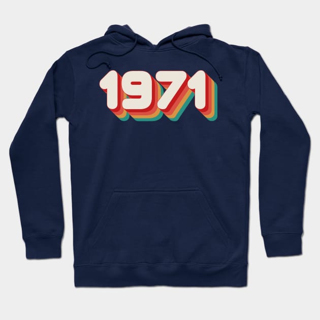 1971 Hoodie by n23tees